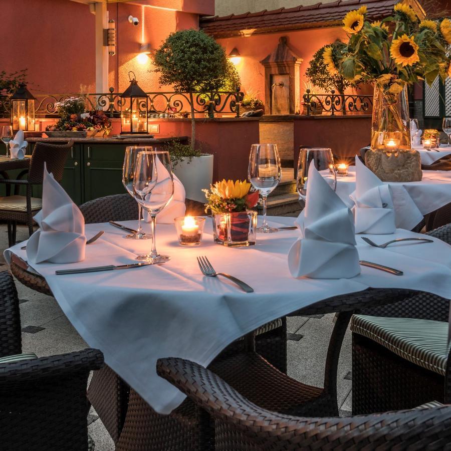 Landhotel Restaurant Zur Krone Gottenheim Buitenkant foto