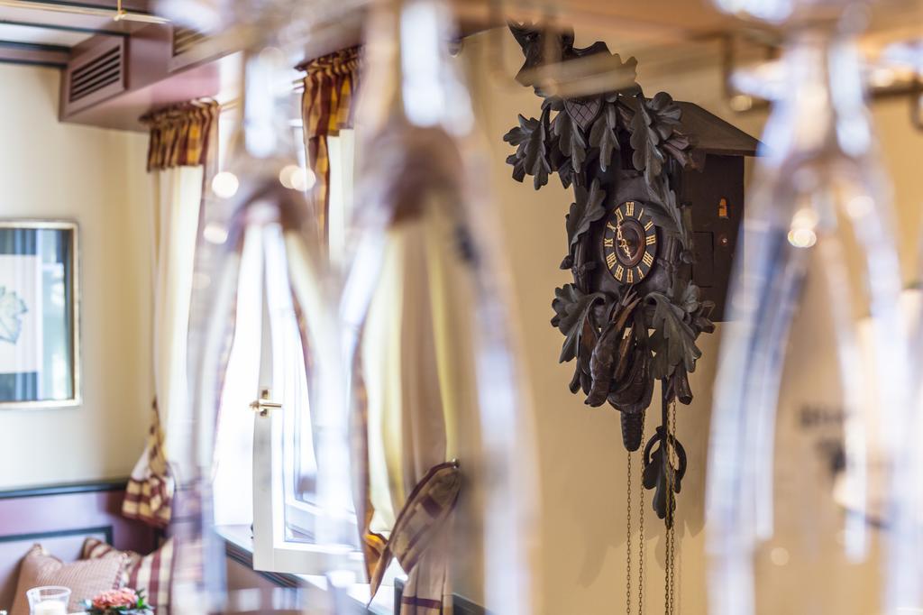 Landhotel Restaurant Zur Krone Gottenheim Buitenkant foto