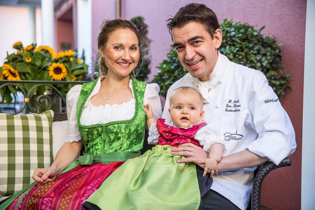 Landhotel Restaurant Zur Krone Gottenheim Buitenkant foto