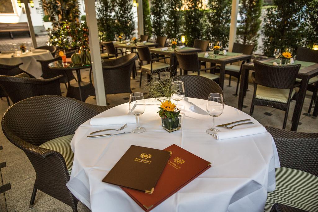 Landhotel Restaurant Zur Krone Gottenheim Buitenkant foto