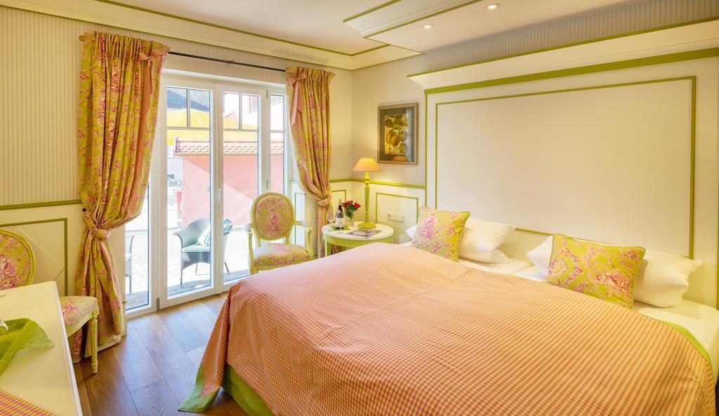 Landhotel Restaurant Zur Krone Gottenheim Kamer foto
