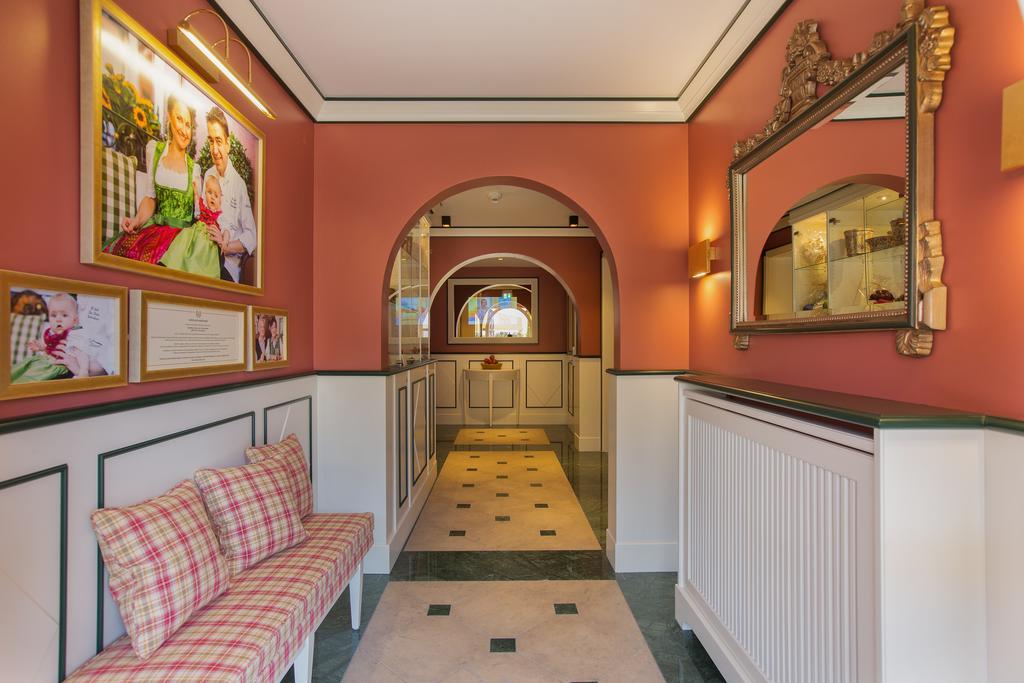 Landhotel Restaurant Zur Krone Gottenheim Buitenkant foto