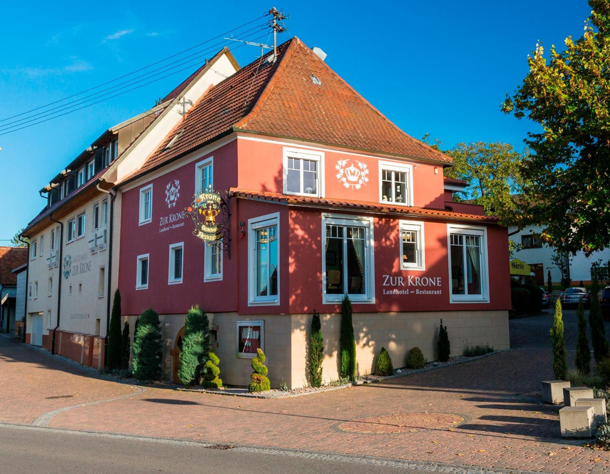Landhotel Restaurant Zur Krone Gottenheim Buitenkant foto