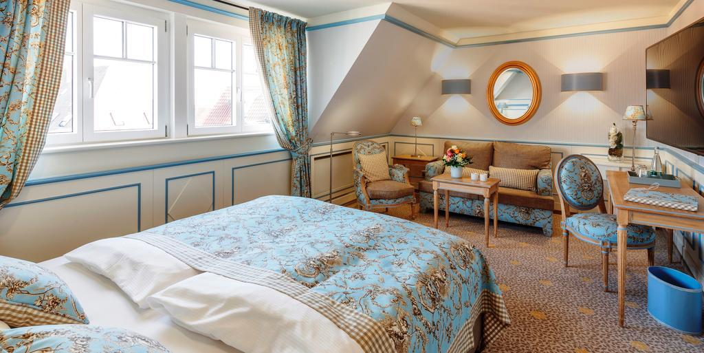 Landhotel Restaurant Zur Krone Gottenheim Buitenkant foto
